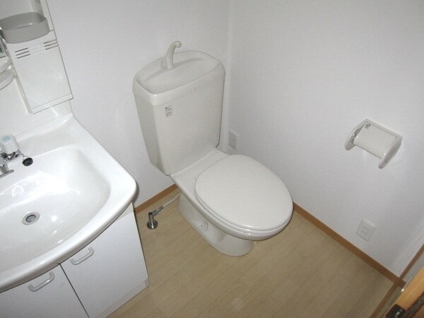 トイレ(★トイレはゆったり入れる広さです★)