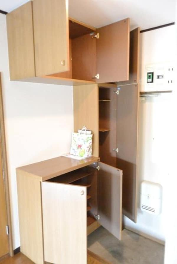 設備(★玄関のシューズＢＯＸです★)