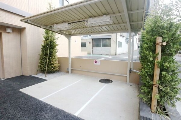 駐車場(★駐車場★)