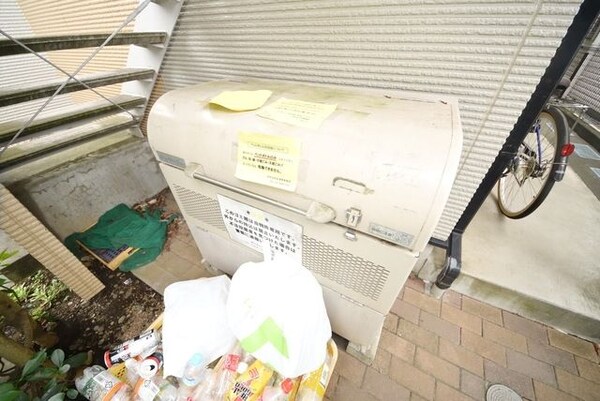 共有部分(★敷地内ゴミ捨て場があります★)