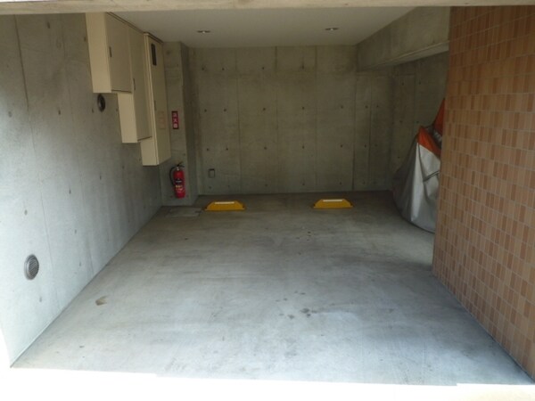駐車場(★駐車場★)