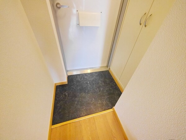 玄関(★お部屋探しはタウンハウジング稲田堤店まで★)