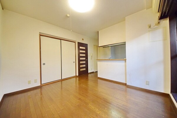その他室内・内装(★綺麗なフローリングのお部屋です★)