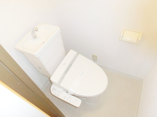 トイレ(★ウィシュレット付きトイレです★)