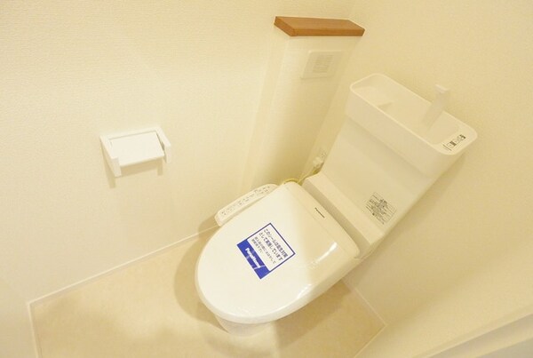 トイレ(★ウォシュレット付きの綺麗なトイレです★)