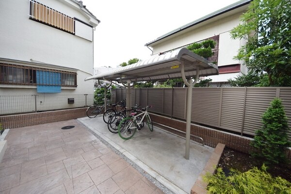共有部分(★屋根付きなので雨が降っても安心ですね★)