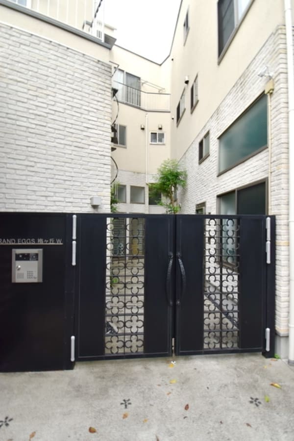 エントランス(外観・共用部分)