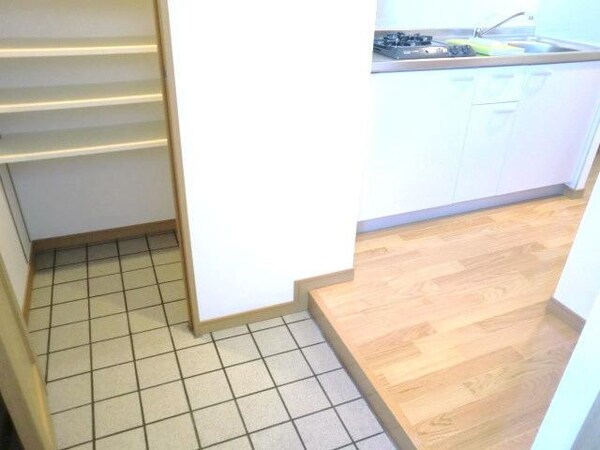 玄関(★別部屋同一間取り参考写真★)