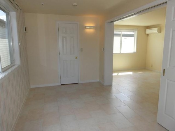 リビング・居室(★6.5帖のオシャレな洋室です★)