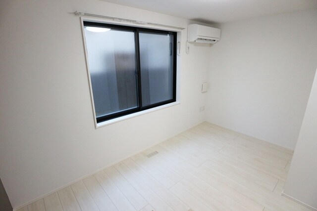 物件内観写真10　(★居室★)