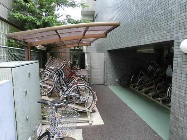 共有部分(★駐輪スペースです★)