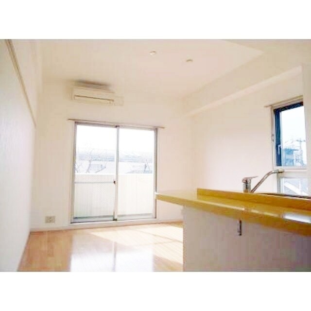 物件内観写真2　(室内・室内設備)