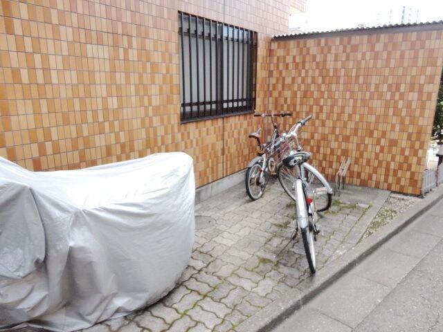 物件内観写真12　(★自転車置き場★)