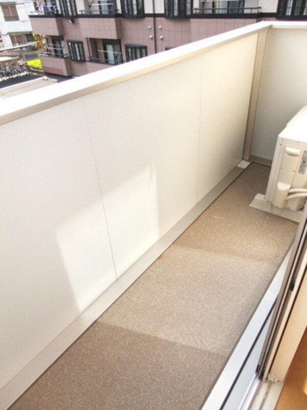 バルコニー(同施工会社モデル写真です)