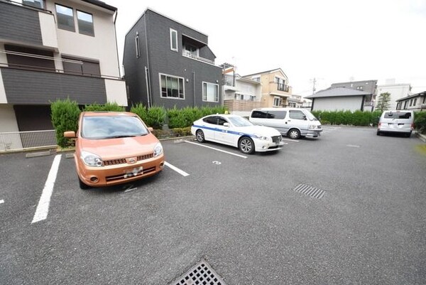 駐車場(★敷地内駐車場完備★)