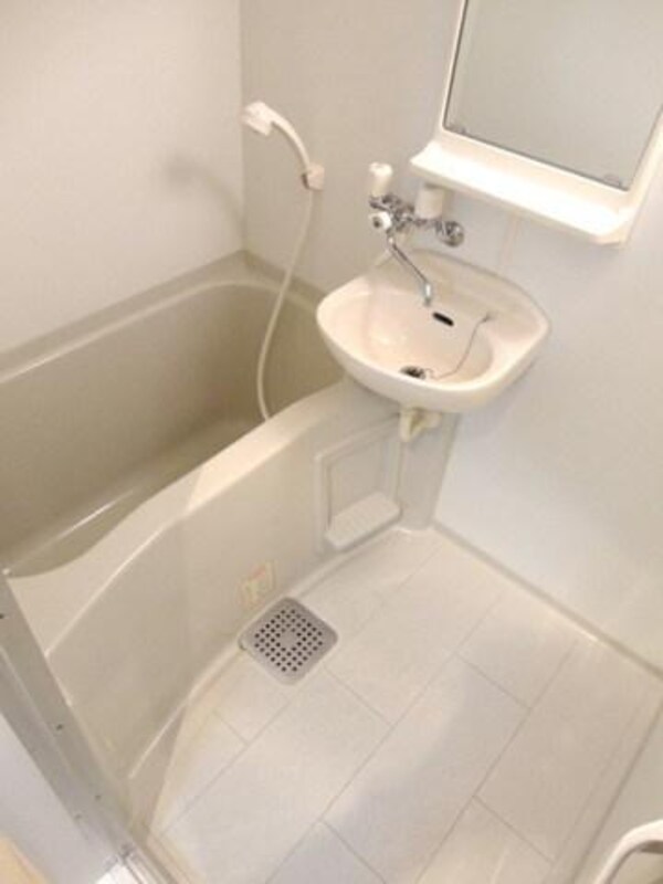 バス／シャワールーム等(★バストイレ別です★)