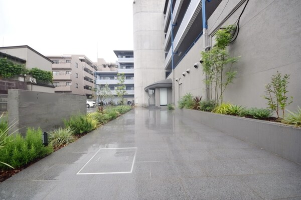 エントランス(外観・共用部分)