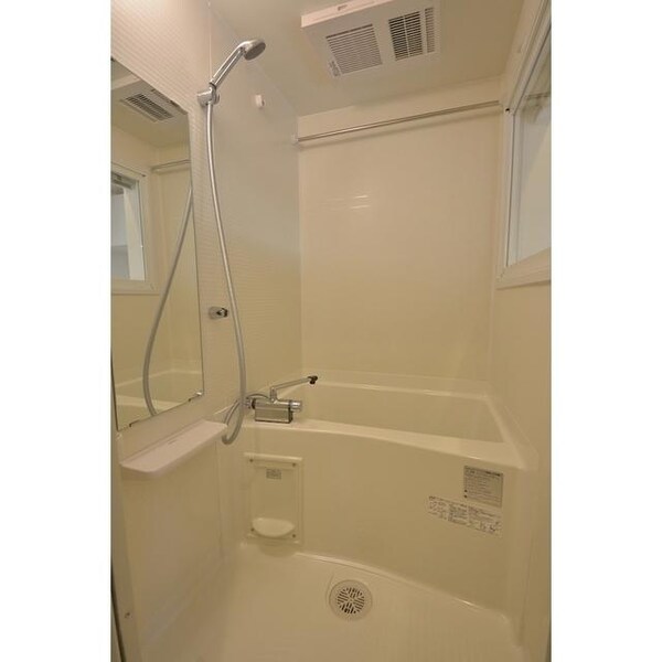 バス／シャワールーム等(バス／シャワールーム等)