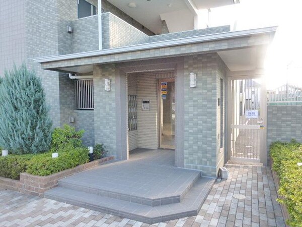 エントランス(★立派なエントランスです★)