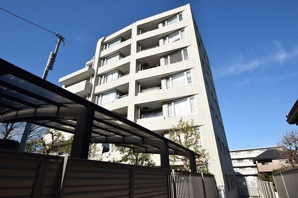 外観(★安心のオートロック付きです★)