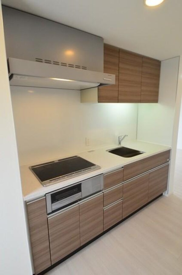 キッチン(タウンハウジング調布店まで♪)