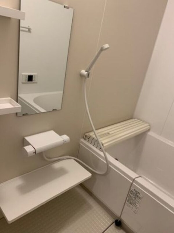 バス／シャワールーム等