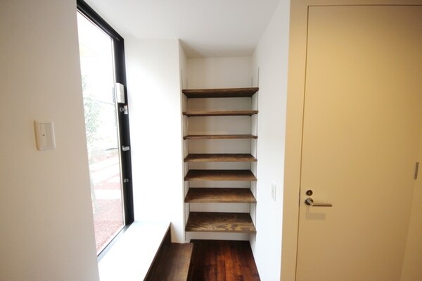 設備(★下駄箱★)