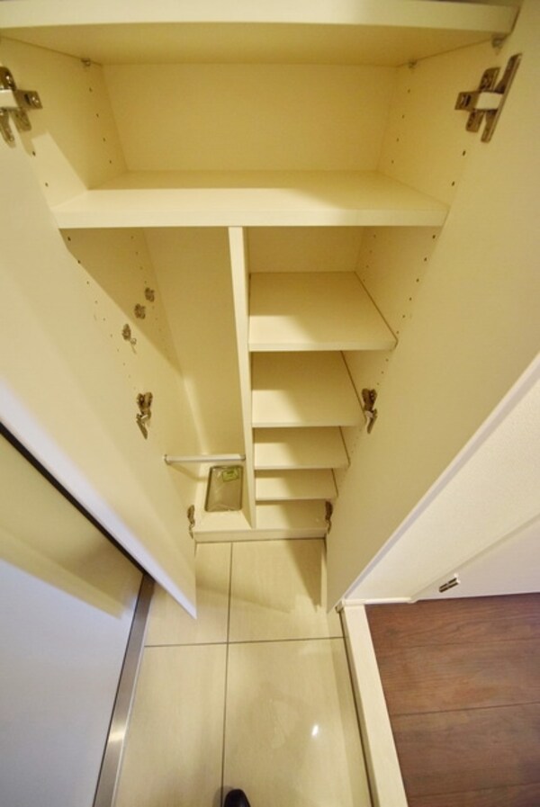 設備(★シューズボックスです★)