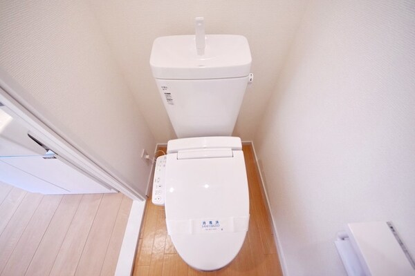 トイレ(★ウォシュレット付のおトイレです★)