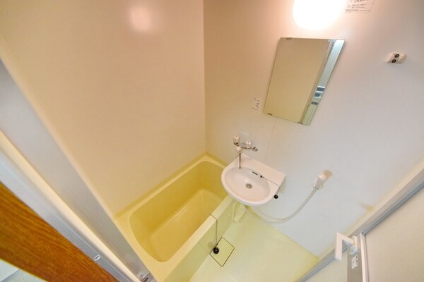 バス／シャワールーム等(★洗面台のあるバスルームです★)