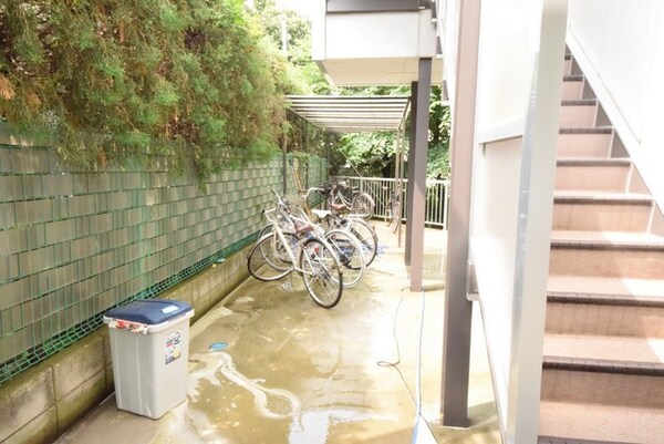 共有部分(★駐輪スペースです★)