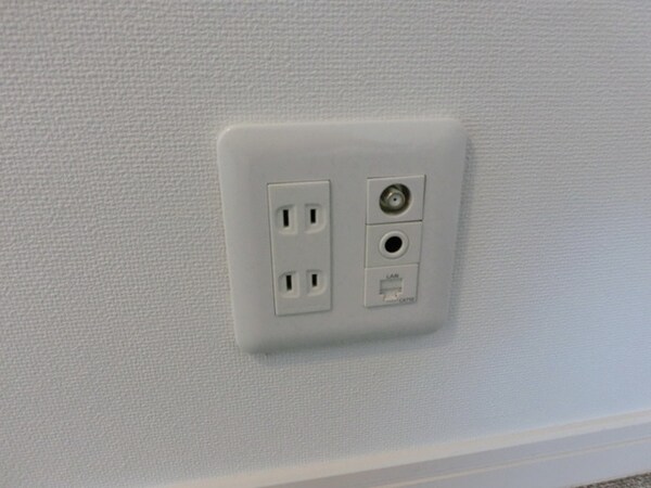 設備(★ロフトにもテレビ線や電話線が来ているのでお部屋同様に使え…)