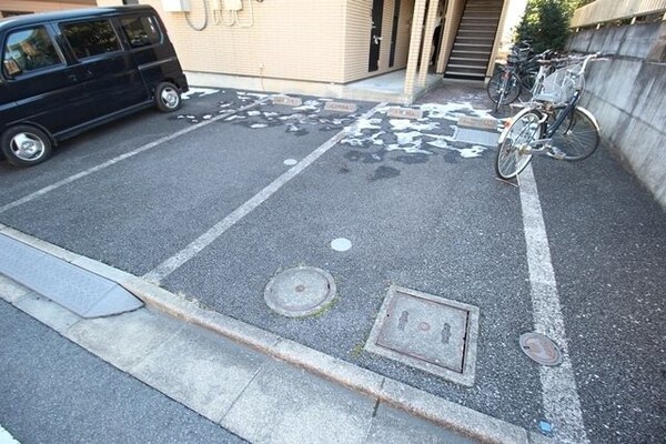 駐車場(★駐車場の様子★)