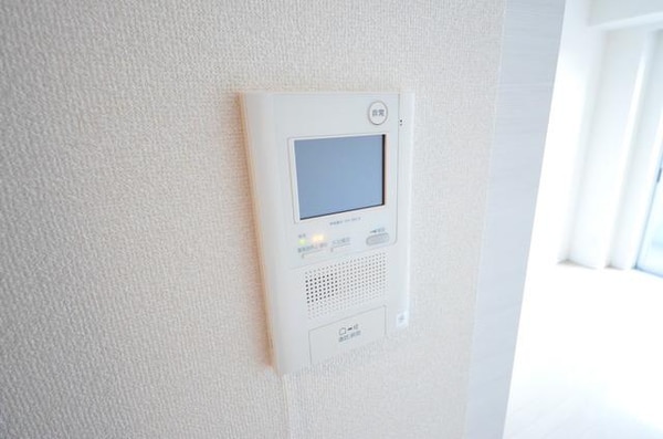 セキュリティ(☆来訪者をドアを開けずに確認できます☆)