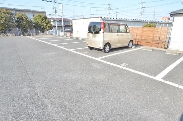 駐車場(駐車場完備♪)