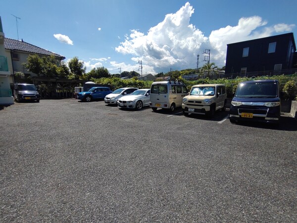 駐車場(駐車場)