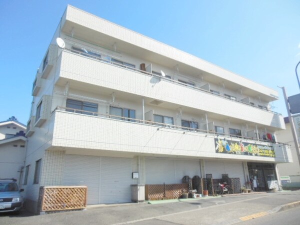 外観(★駅近物件・幼稚園や小学校も徒歩圏内です★)