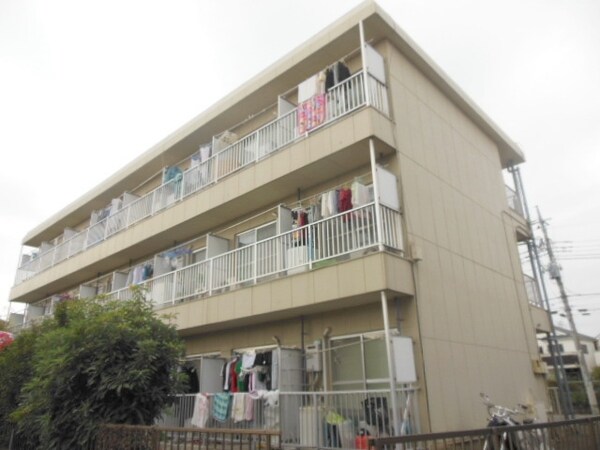 外観(★前に陽当たりをさえぎる建物はありませんよ★)