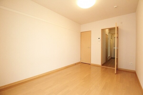その他室内・内装(★お部屋によってはフローリングもあります)