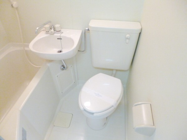 トイレ(★お部屋探しは株式会社タウンハウジング東京まで★)