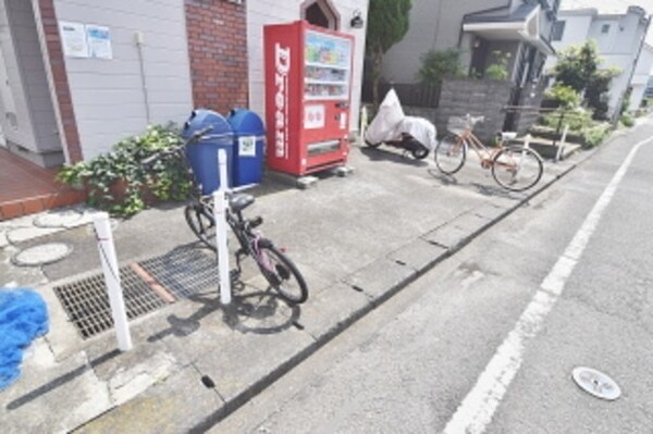 エントランス(★お部屋探しは株式会社タウンハウジング東京まで★)