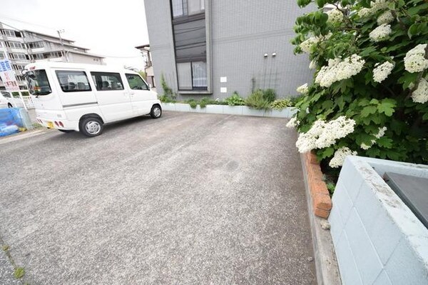 駐車場(駐車場)