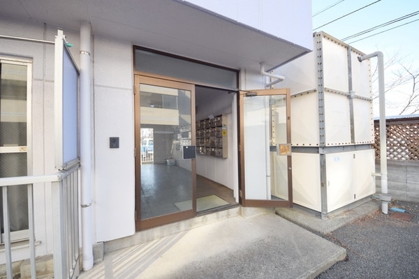 エントランス(★お部屋探しは、タウンハウジング多摩センター店へ★)