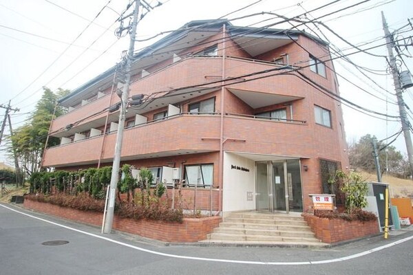 外観(タウンハウジング聖蹟桜ケ丘店まで)