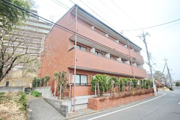外観(タウンハウジング聖蹟桜ケ丘店まで)