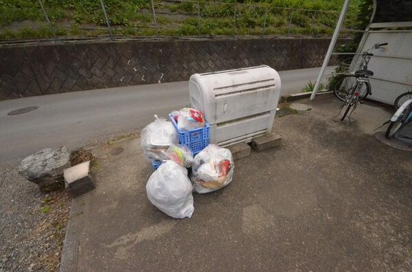 共有部分(☆ごみ置き場☆)