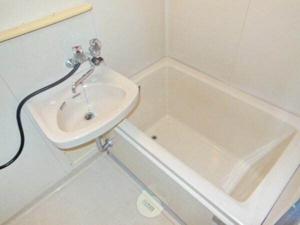 バス／シャワールーム等(★お部屋探しは株式会社タウンハウジング東京まで★)