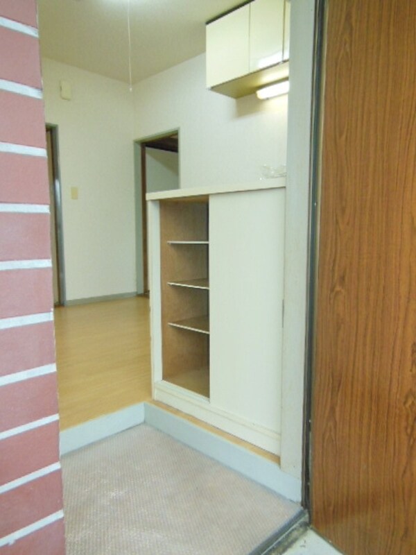 玄関(★お部屋探しは株式会社タウンハウジング東京まで★)