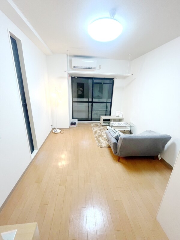 リビング・居室(二面採光の明るいお部屋です♪)