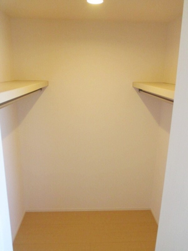収納(★お部屋探しは株式会社タウンハウジング東京まで★)